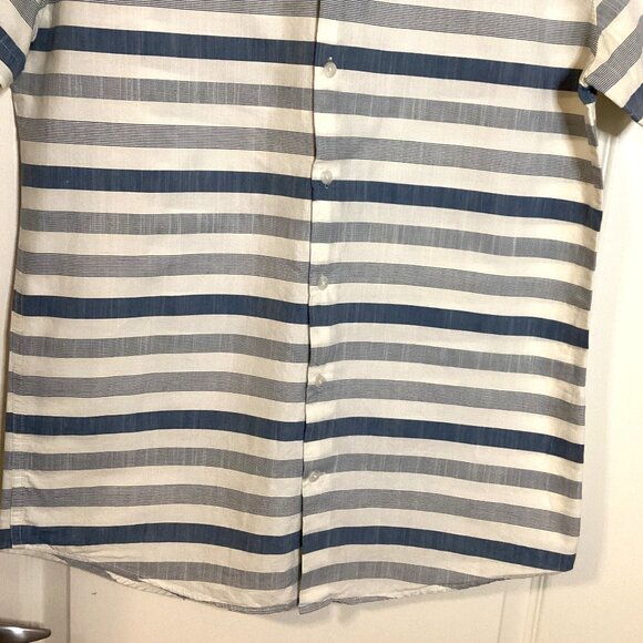 Frank & Oak Men's Button Down Short Sleeve Shirt Cotton Size M Stripes Classic - Picture 4 of 10